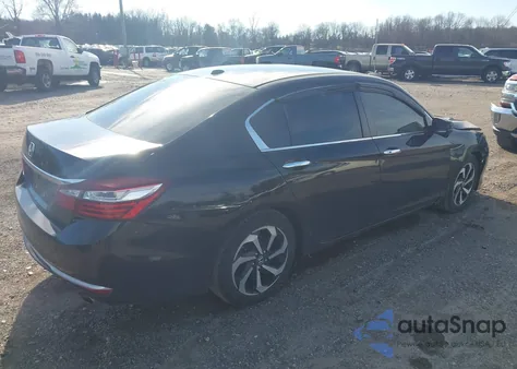 2016 Honda Accord Ex z USA, uszkodzony, nr VIN 1HGCR2F70GA228136